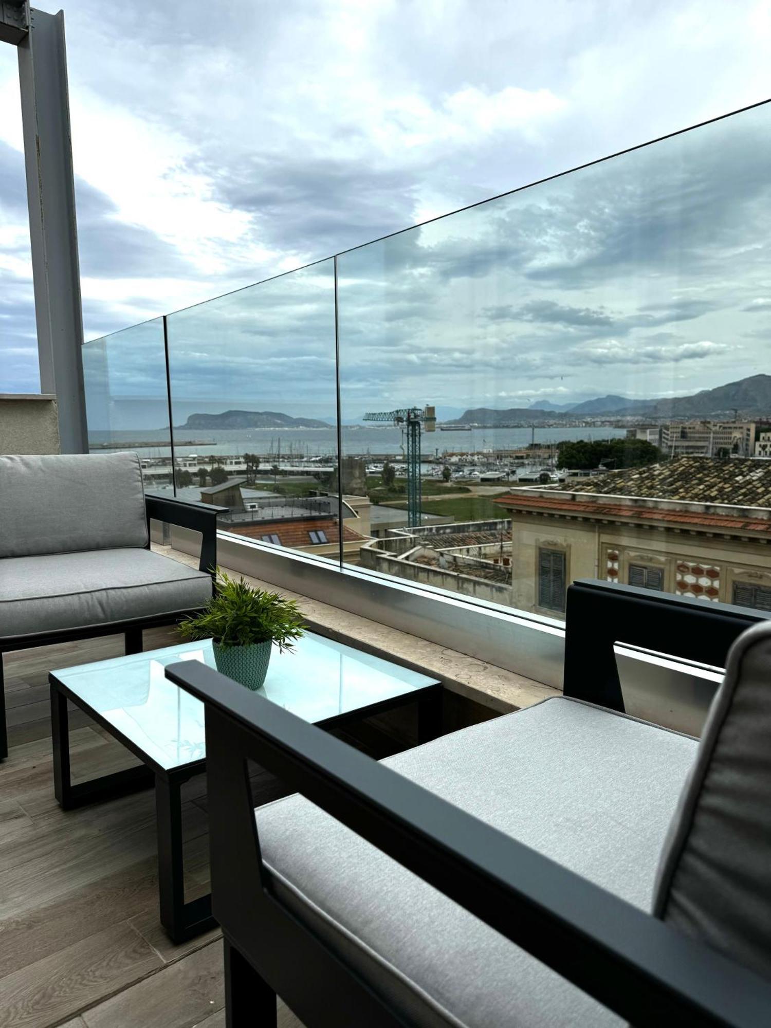 Palermo Inn Marina Exclusive View Exterior foto